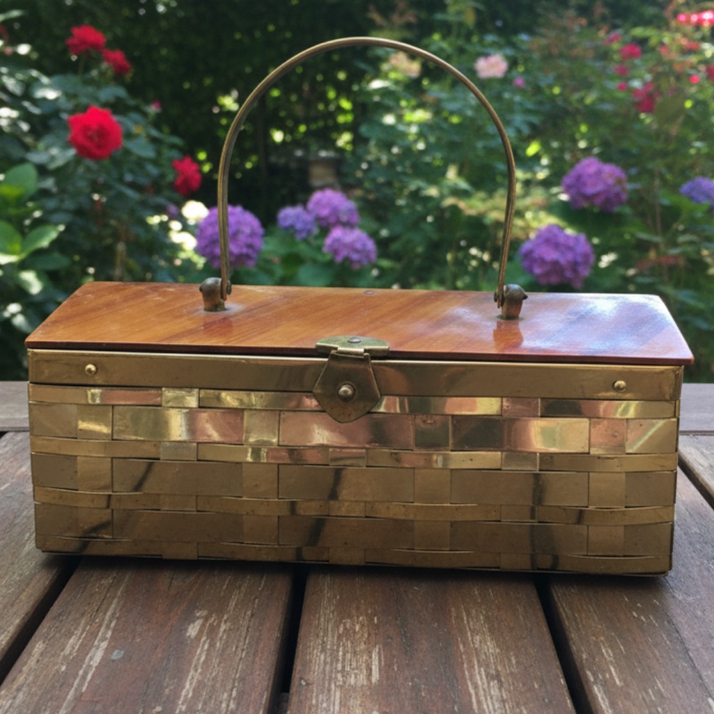 Vintage Woven Brass Lucite Top With Brass Handle Basket Purse
